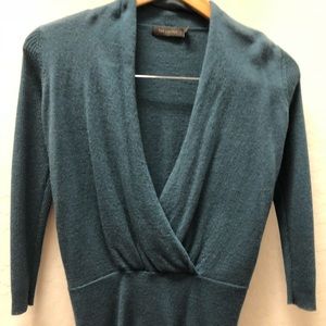 3/4 sleeve blue/green sweater